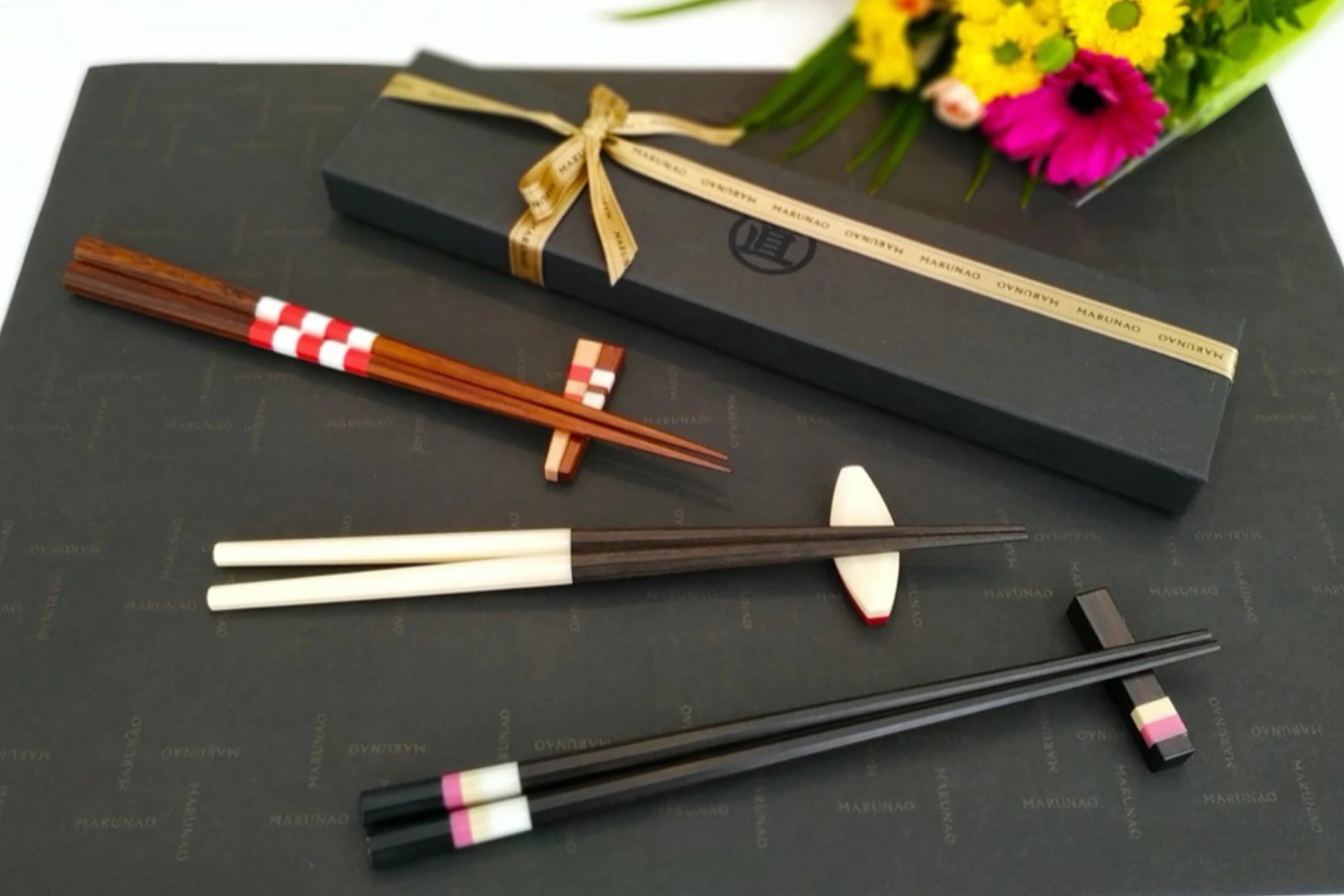 CHOPSTICK & CUTLERY RESTS