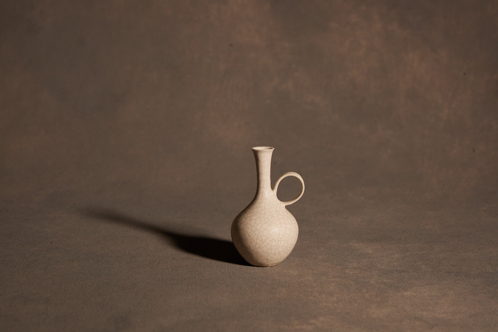 Wada Mamiko Mini Vase