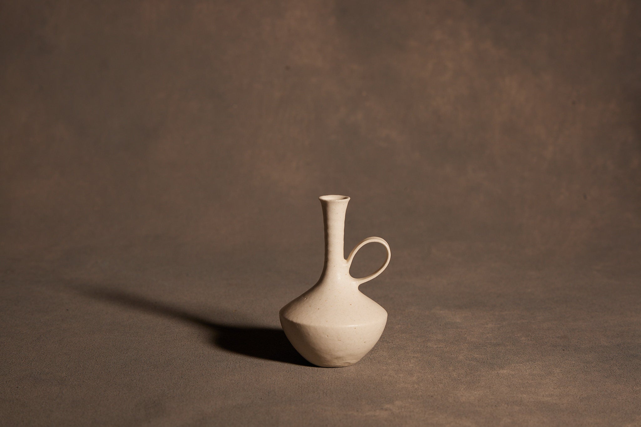 Wada Mamiko Mini Vase