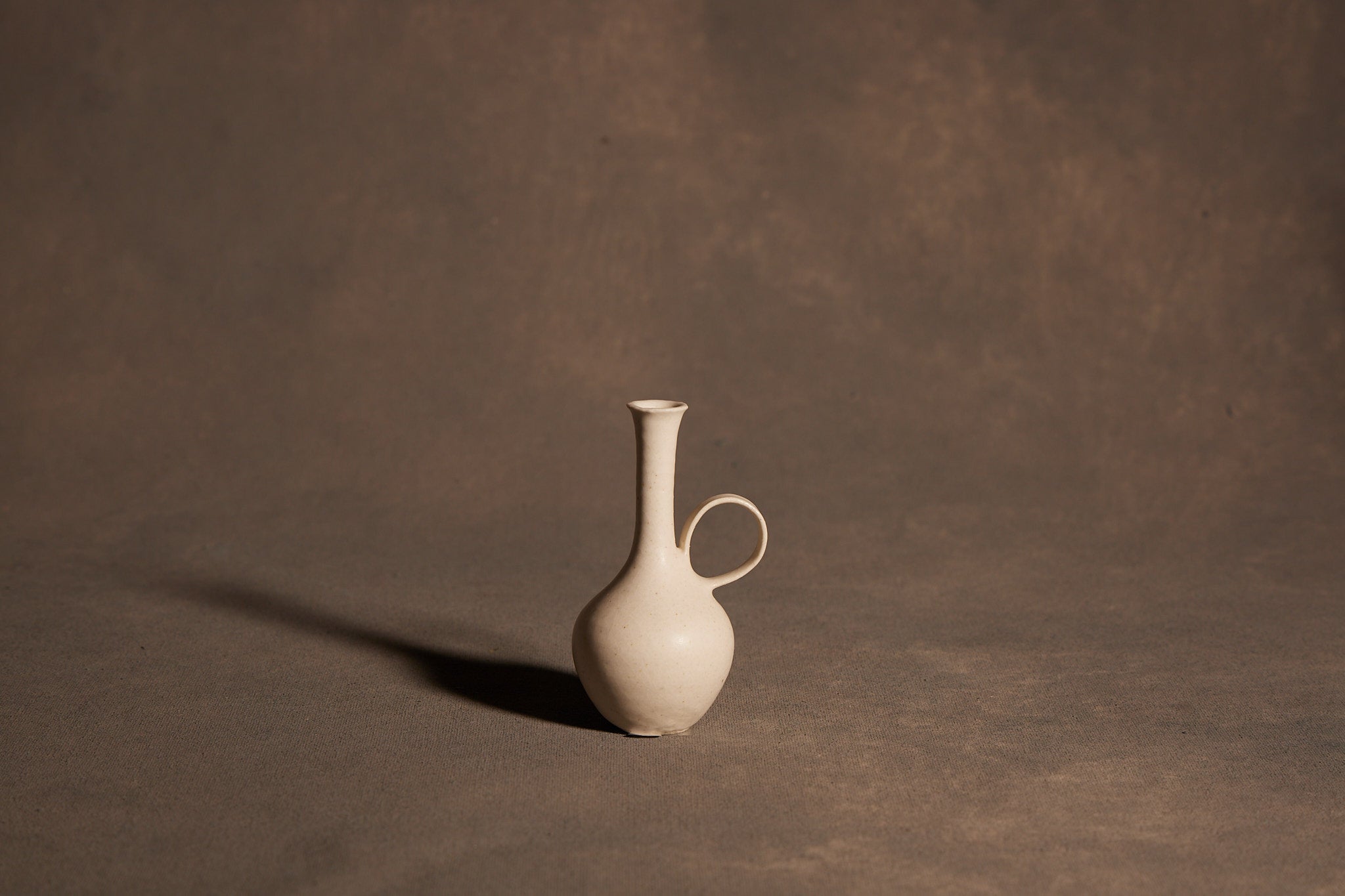 Wada Mamiko Mini Vase