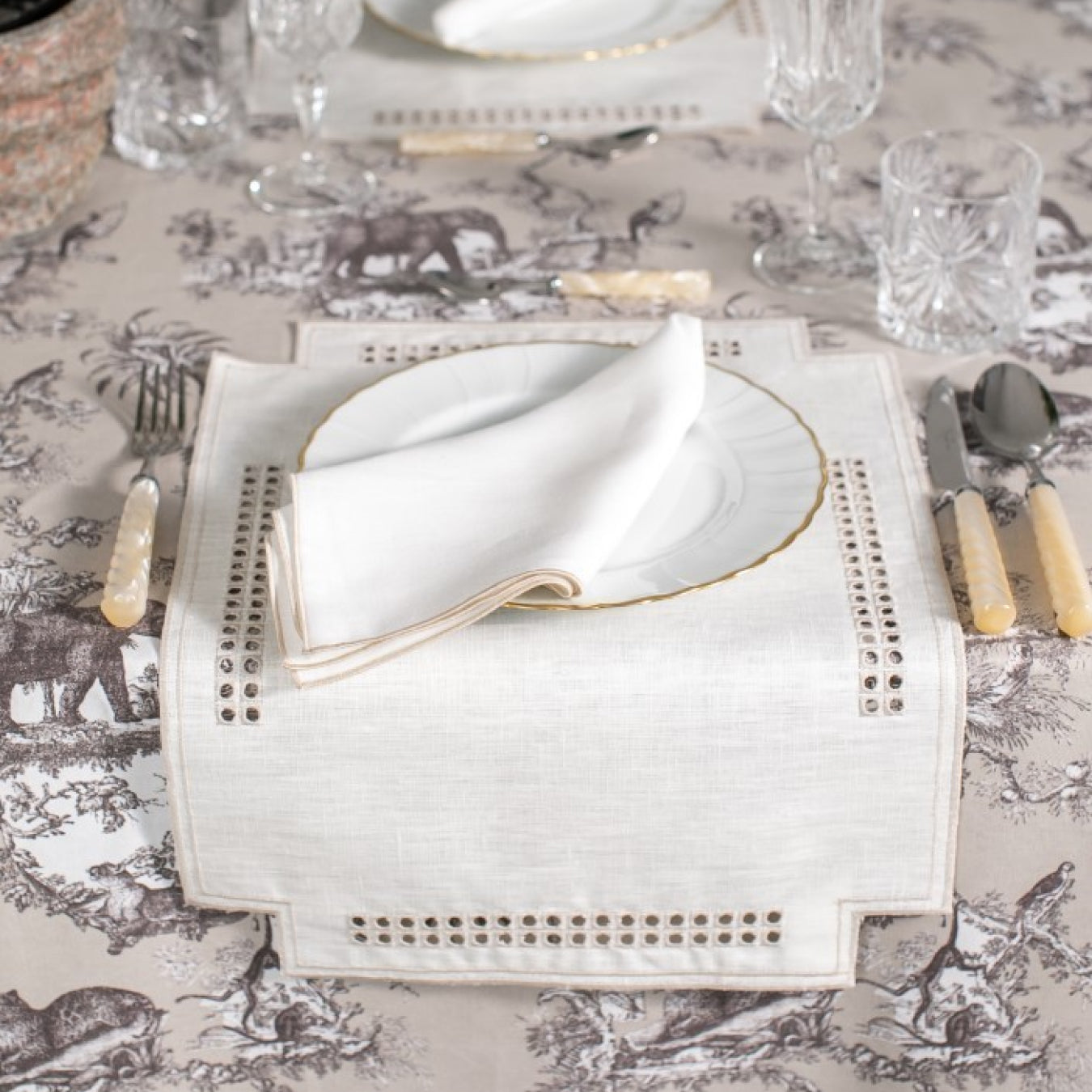 Erica Rectangular Linen Placemat - Avorio/Mastice