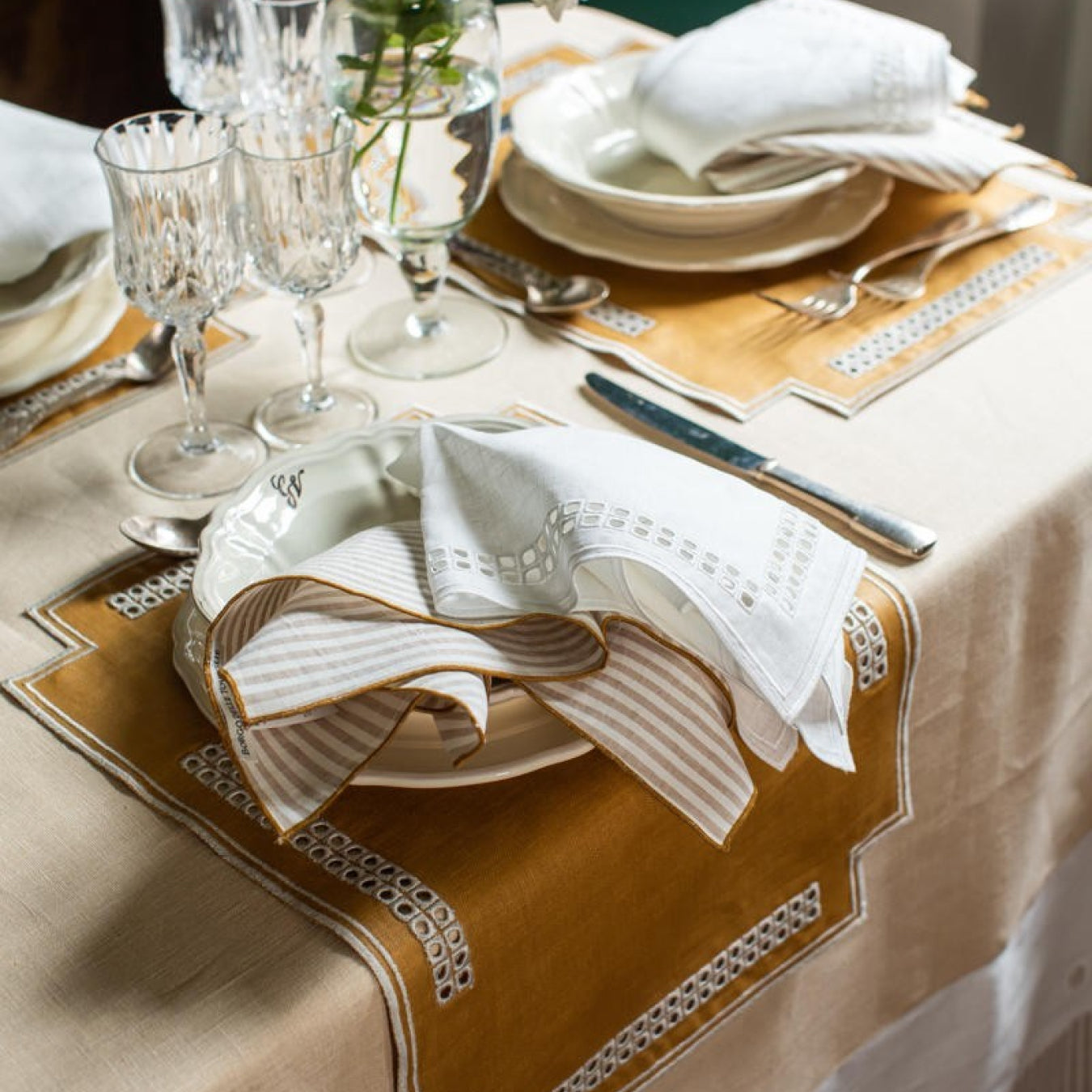 Erica Rectangular Linen Placemat - Curry/Mastice