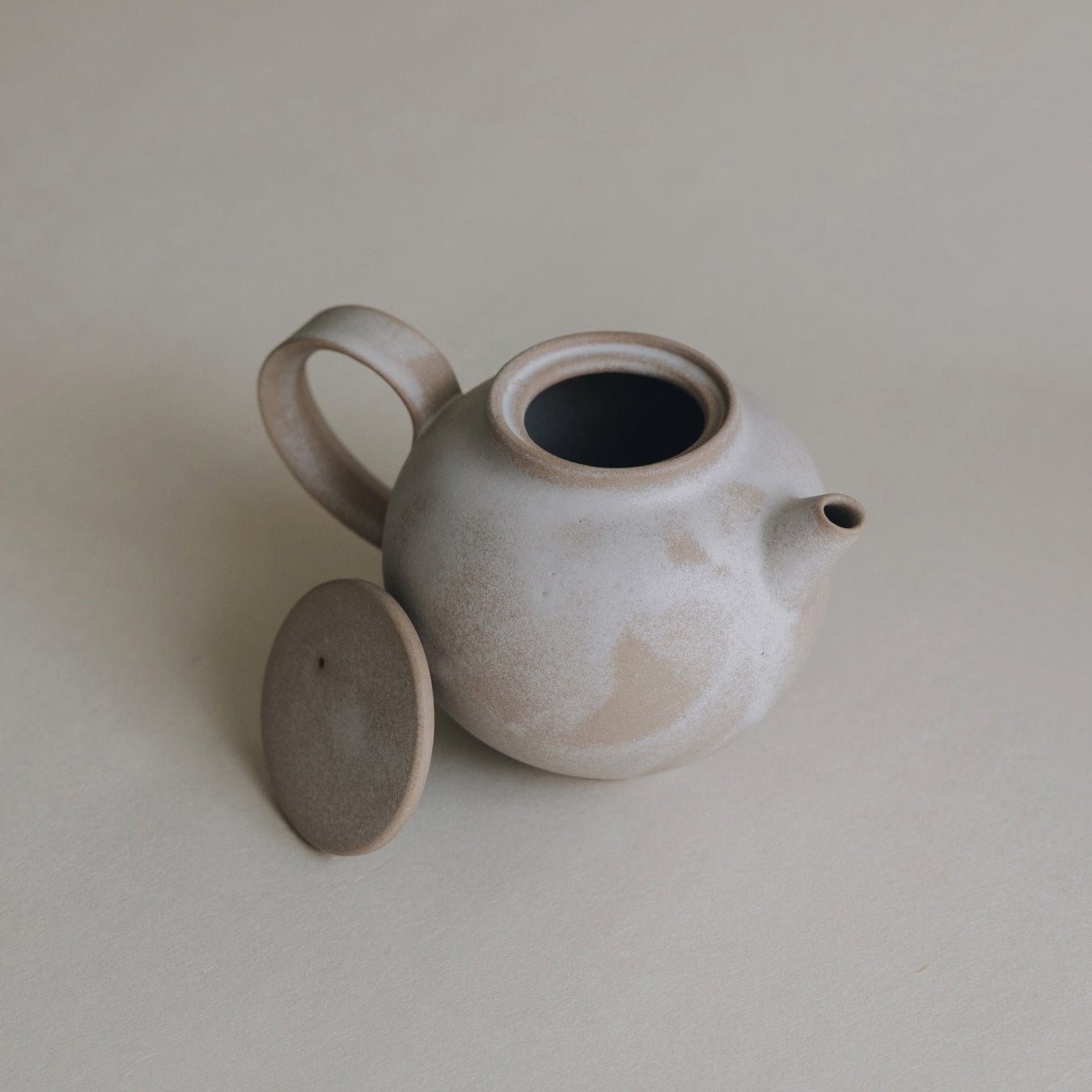 Round Teapot