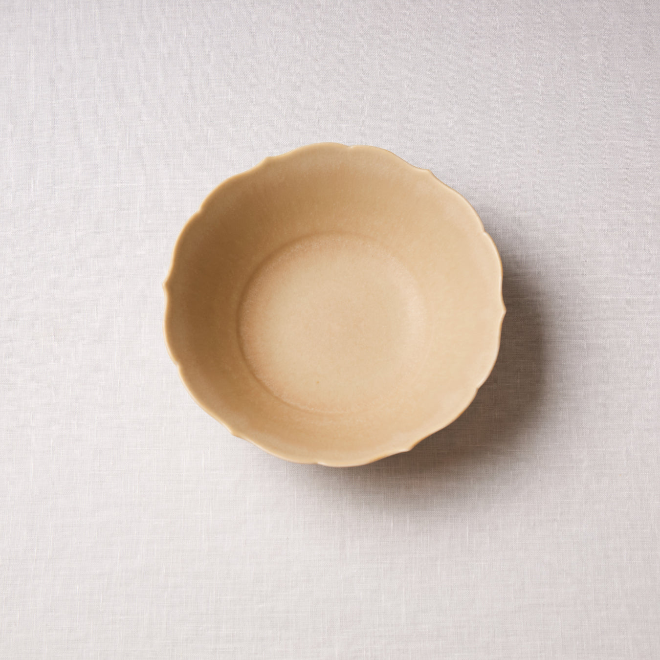 Edge Flower Bowl 16 (Sand)