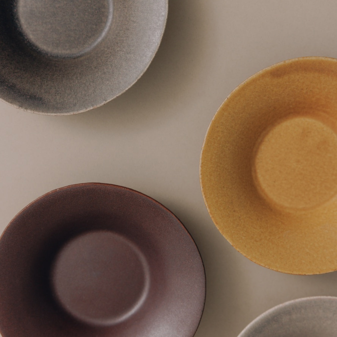 Forma Dish Plate