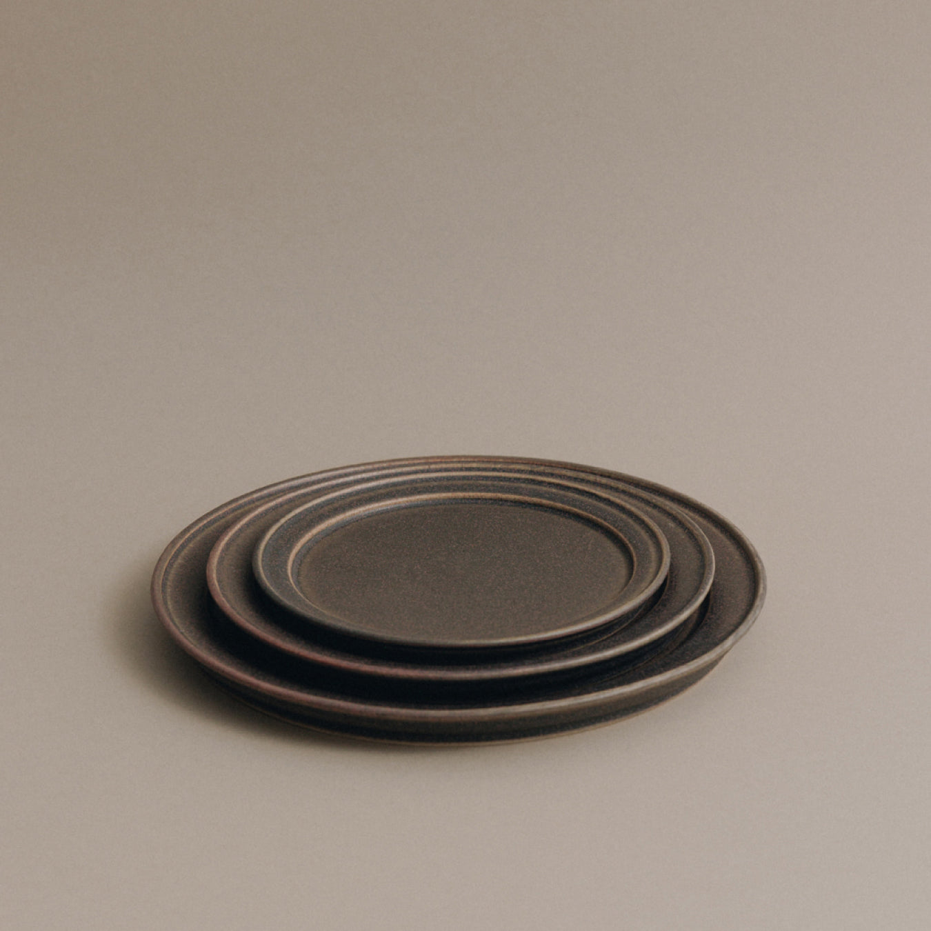 Forma Narrow Rim Plate S