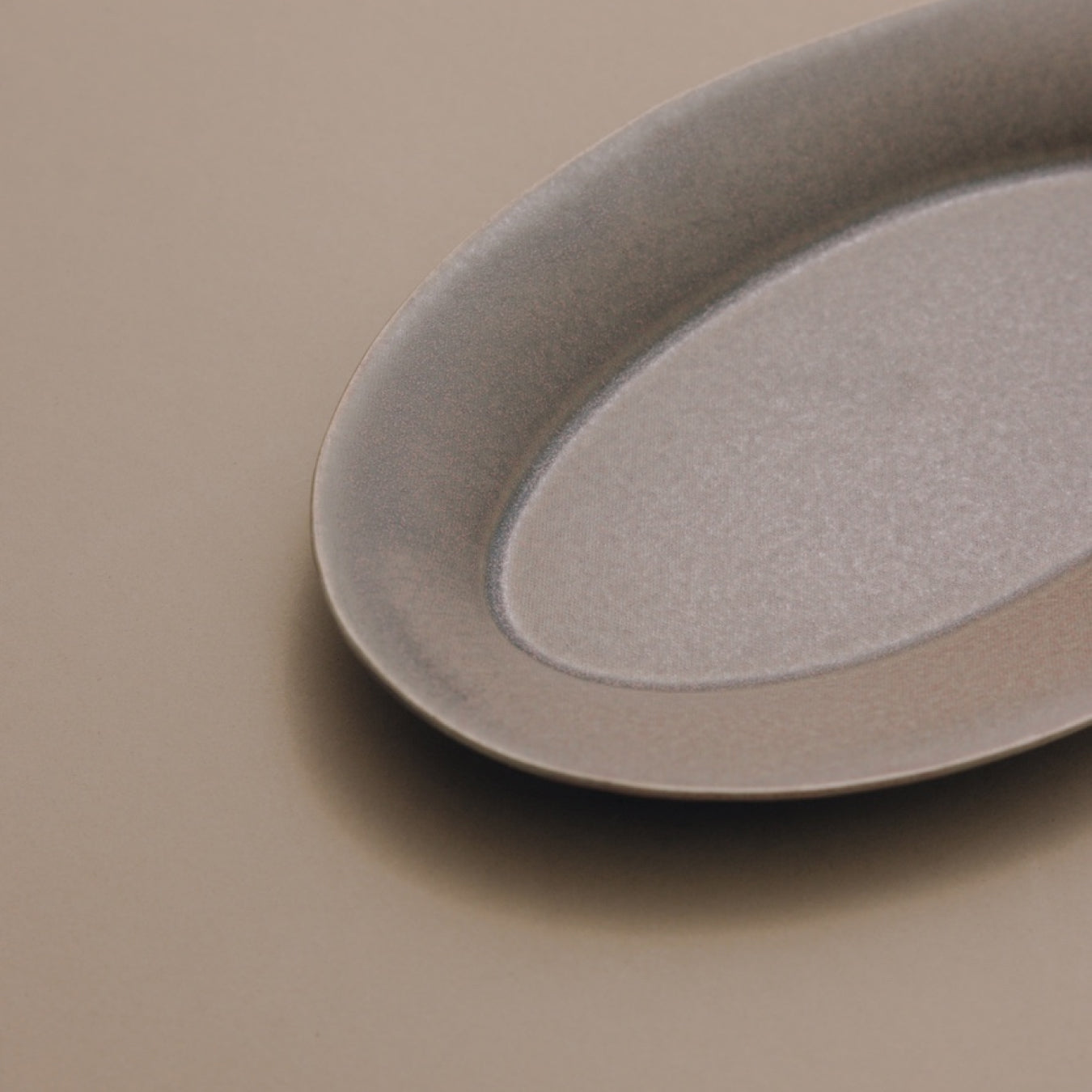 Forma Oval Plate