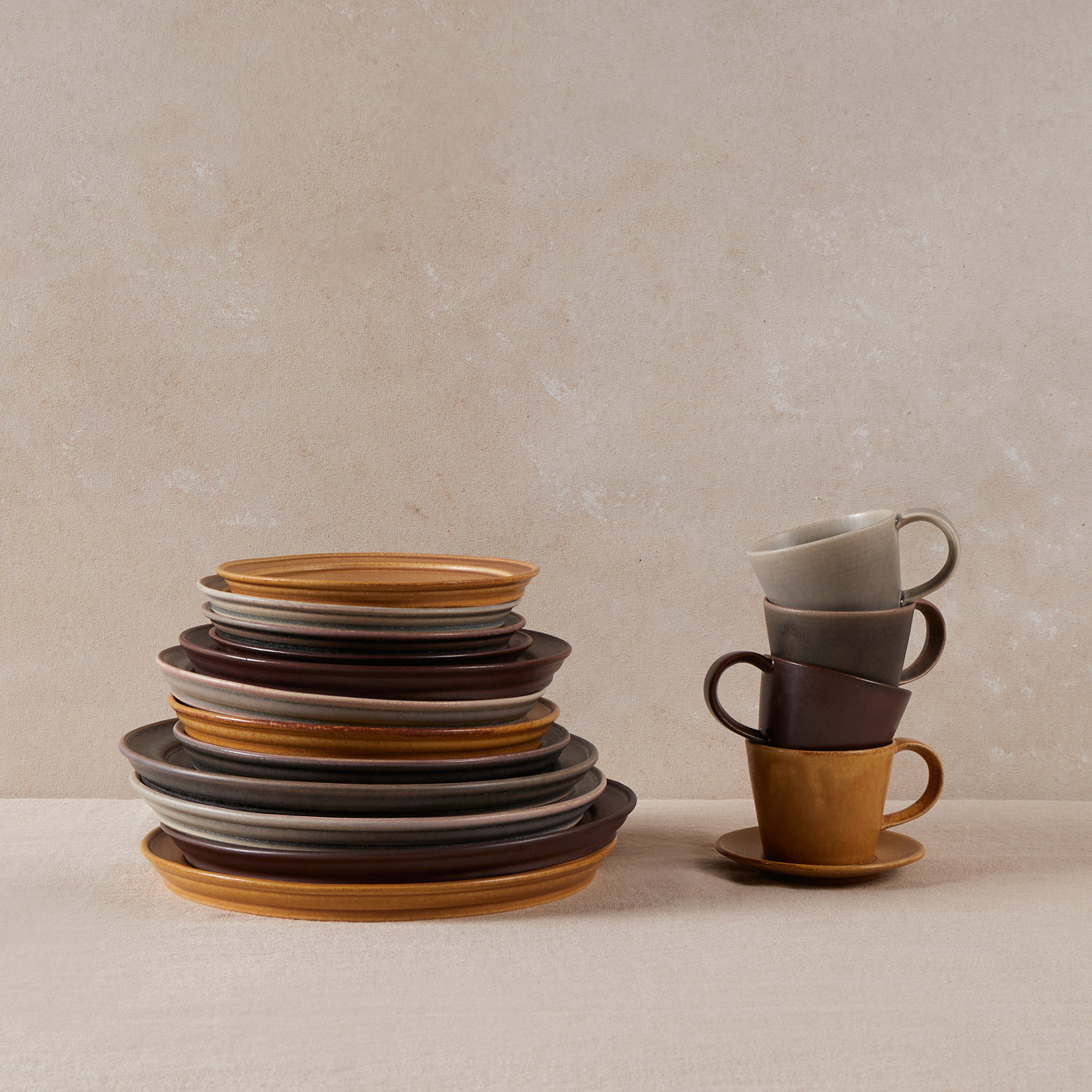 Forma Narrow Rim Plate L