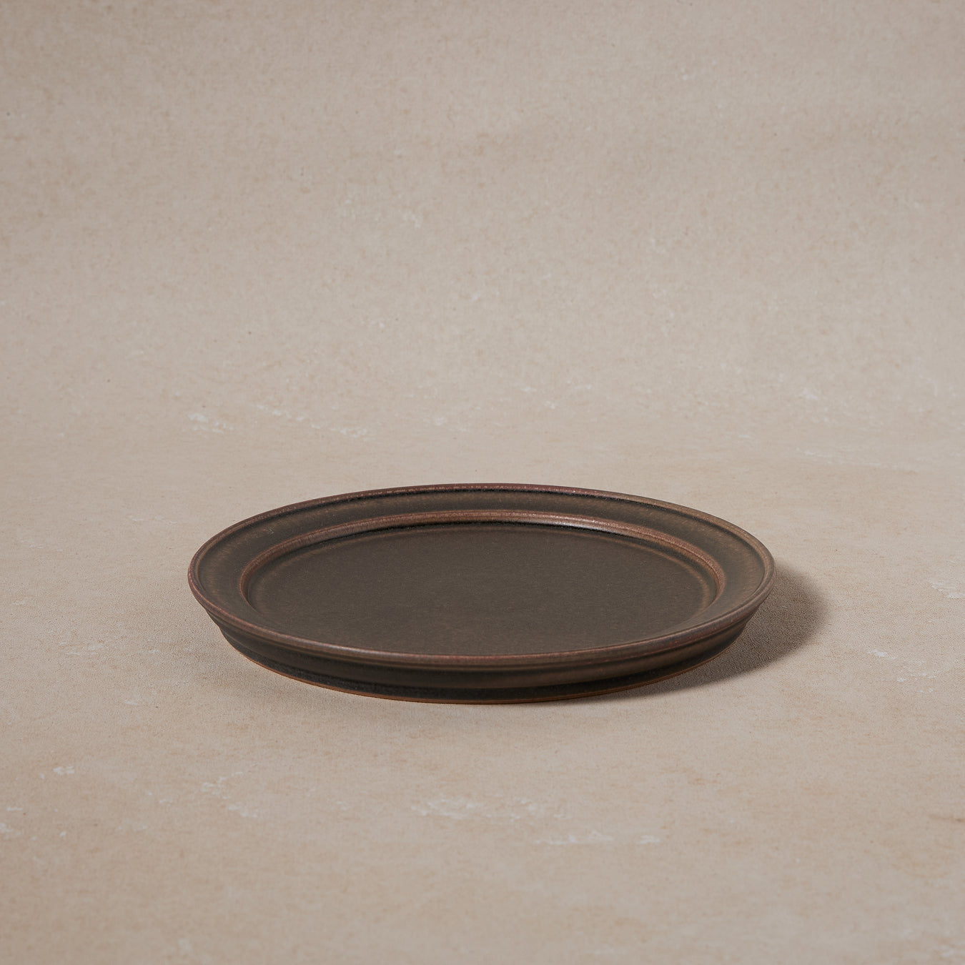 Forma Narrow Rim Plate M