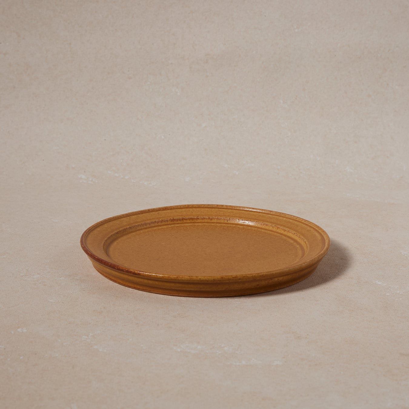 Forma Narrow Rim Plate M