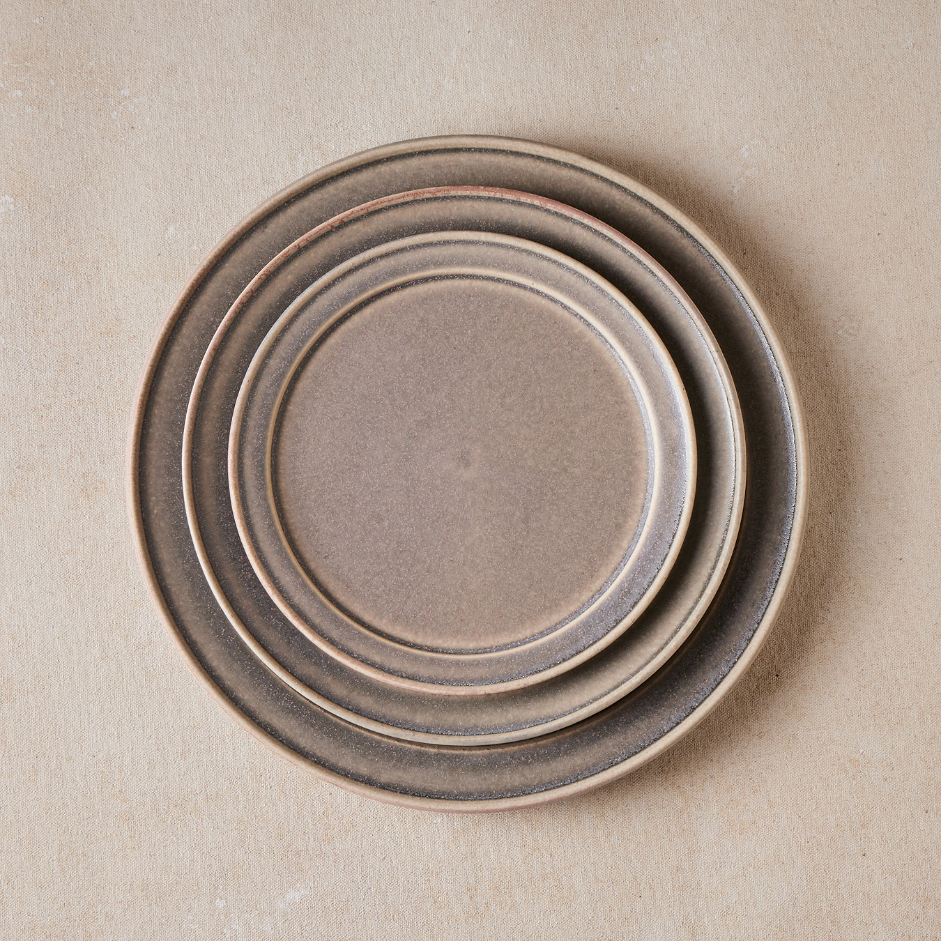 Forma Narrow Rim Plate L