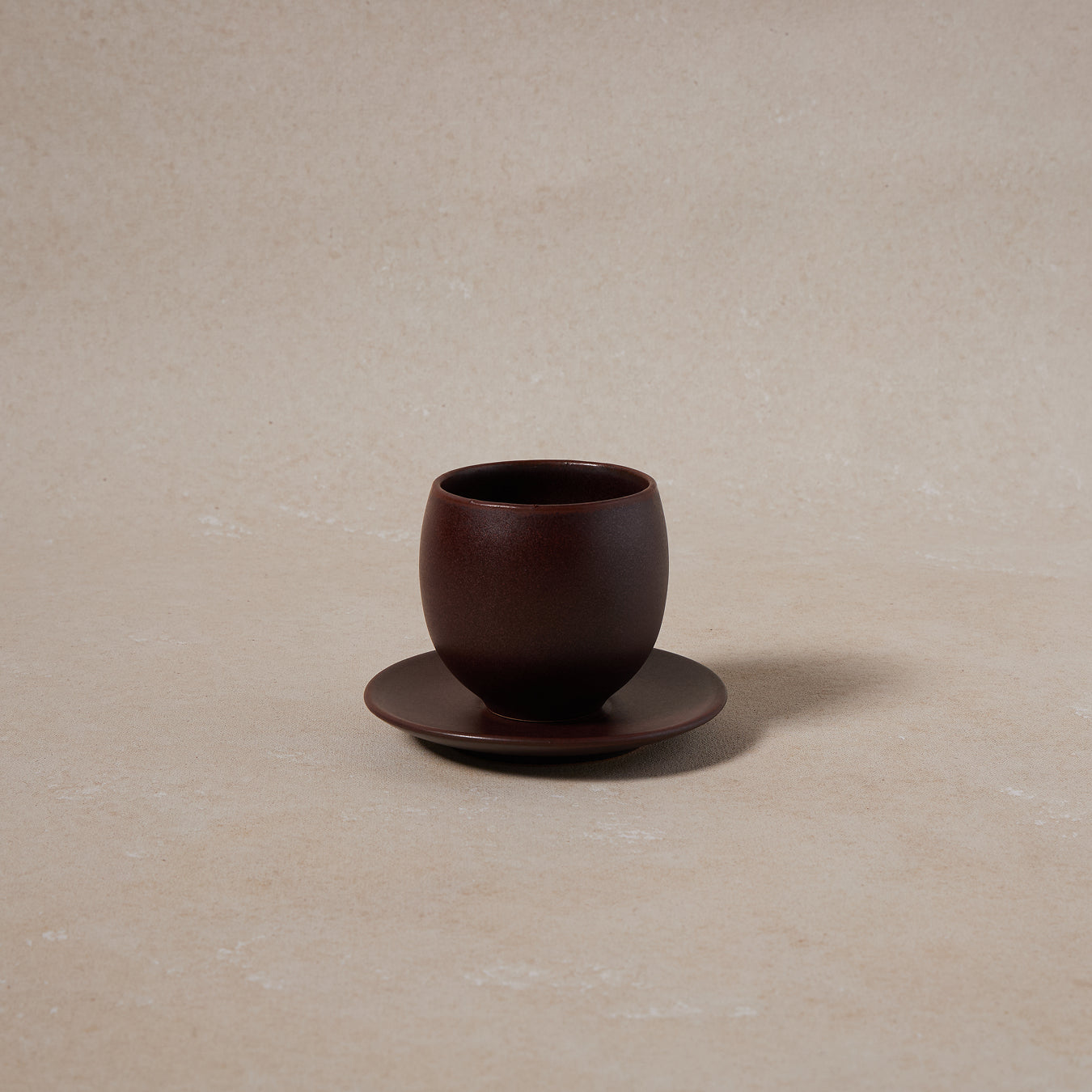Forma U Cup & Saucer