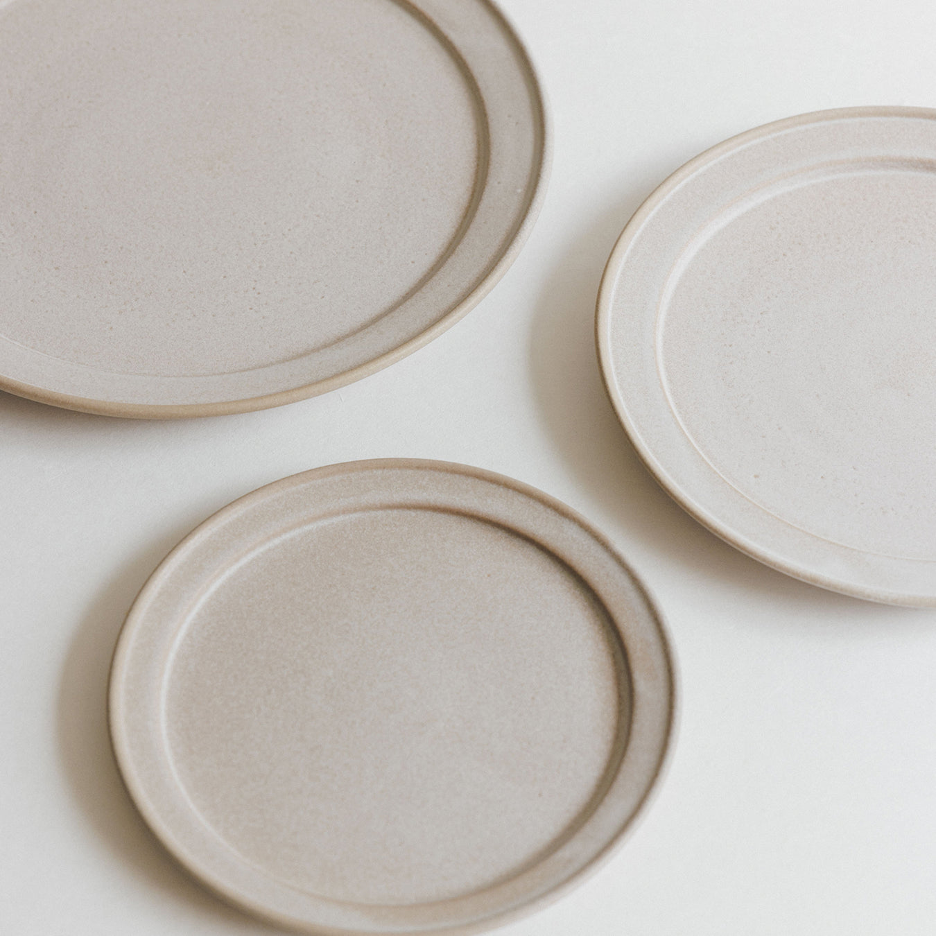 Narrow Rim Plate