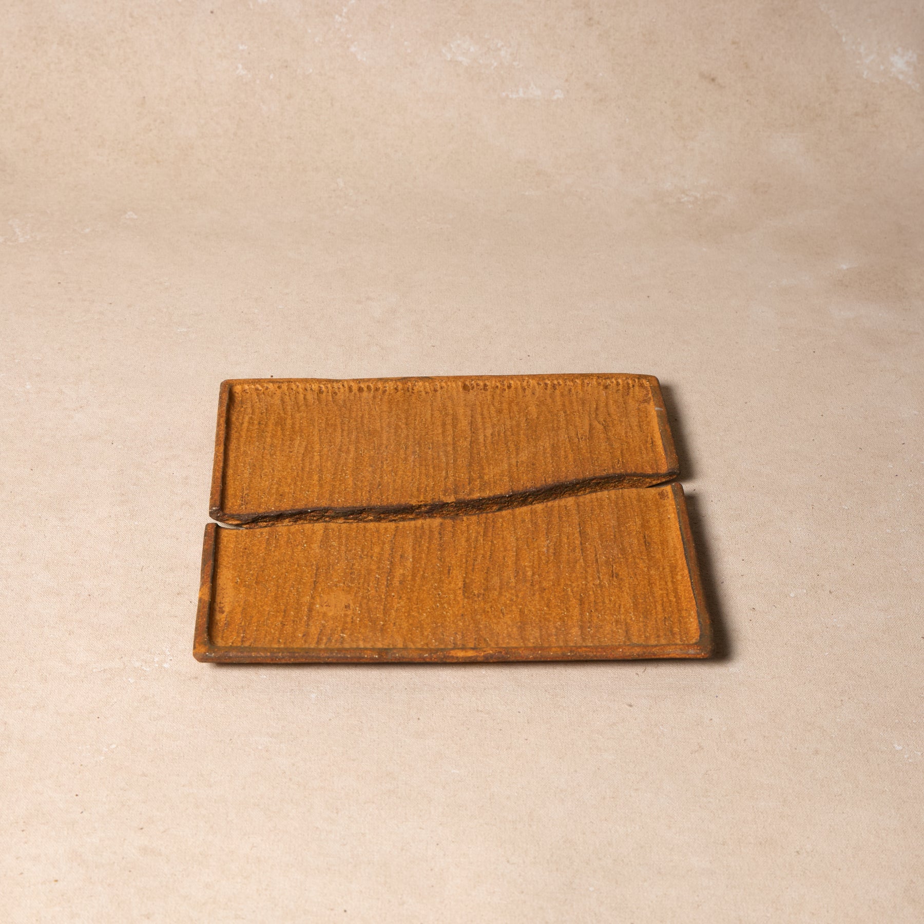 Kei Condo Broken Plate 2602