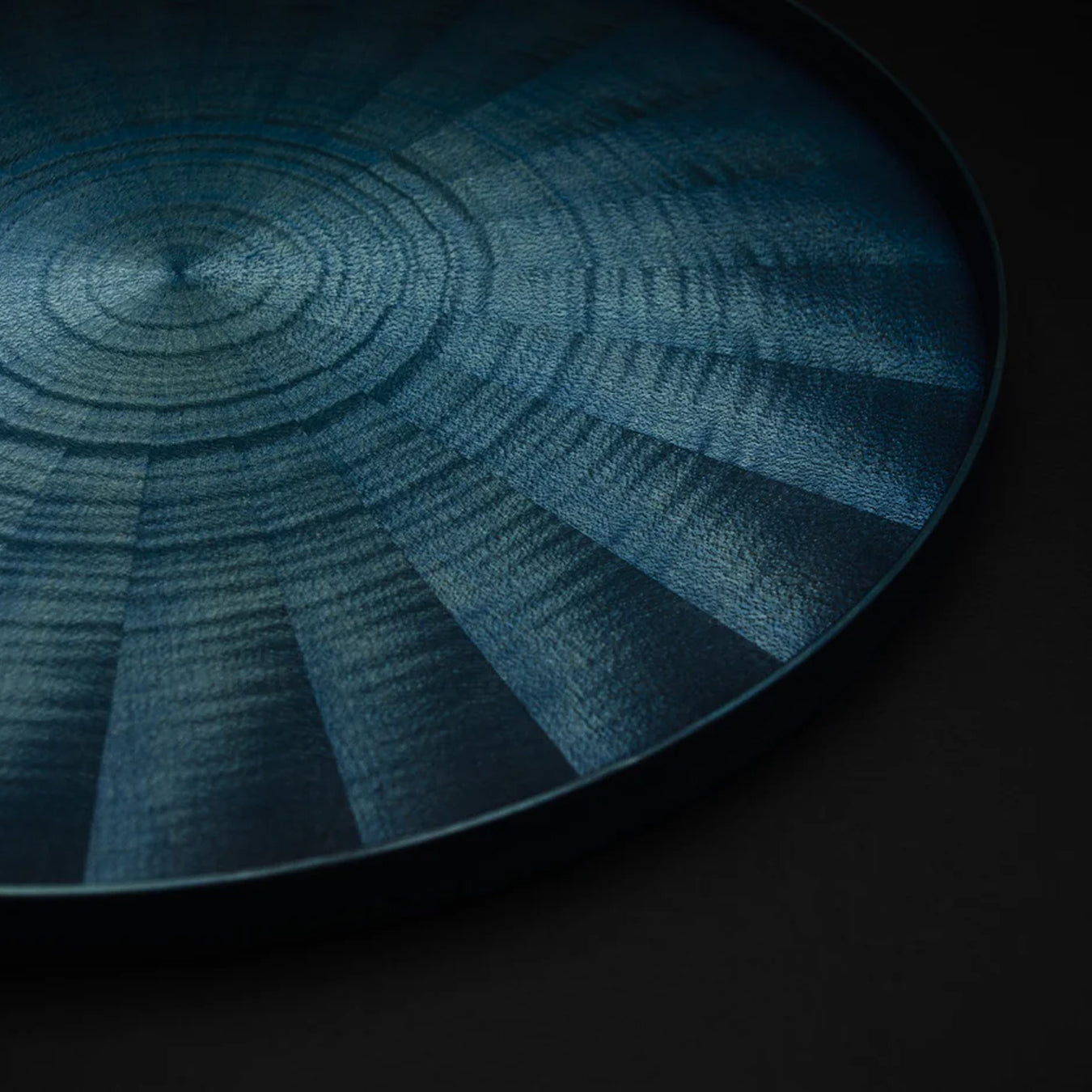 Mori Kougei Round Rays Wood Tray 17" - Indigo Dyed
