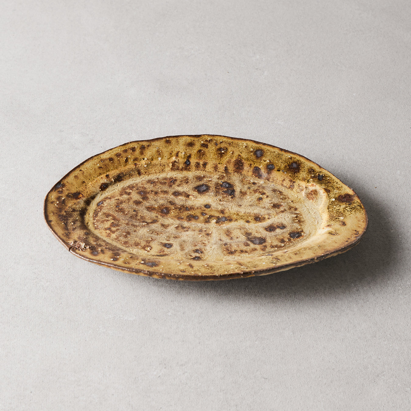 Motoyuki Tonoike Oval Plate 26-09