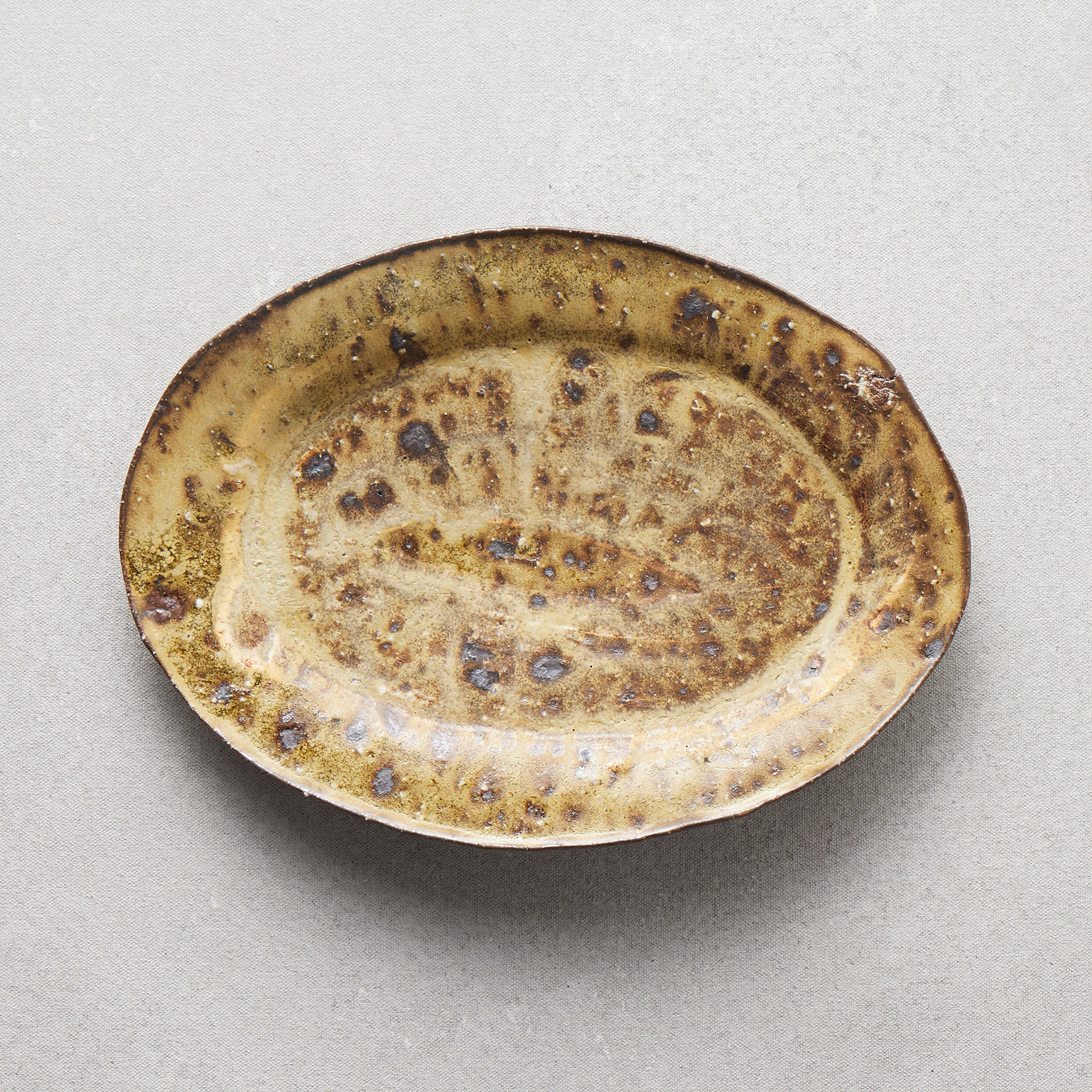 Motoyuki Tonoike Oval Plate 26-09