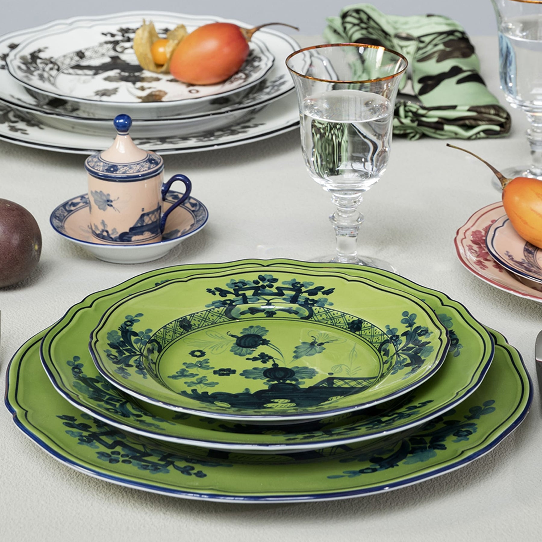 Oriente Italiano Malachite Dinnerware Collection