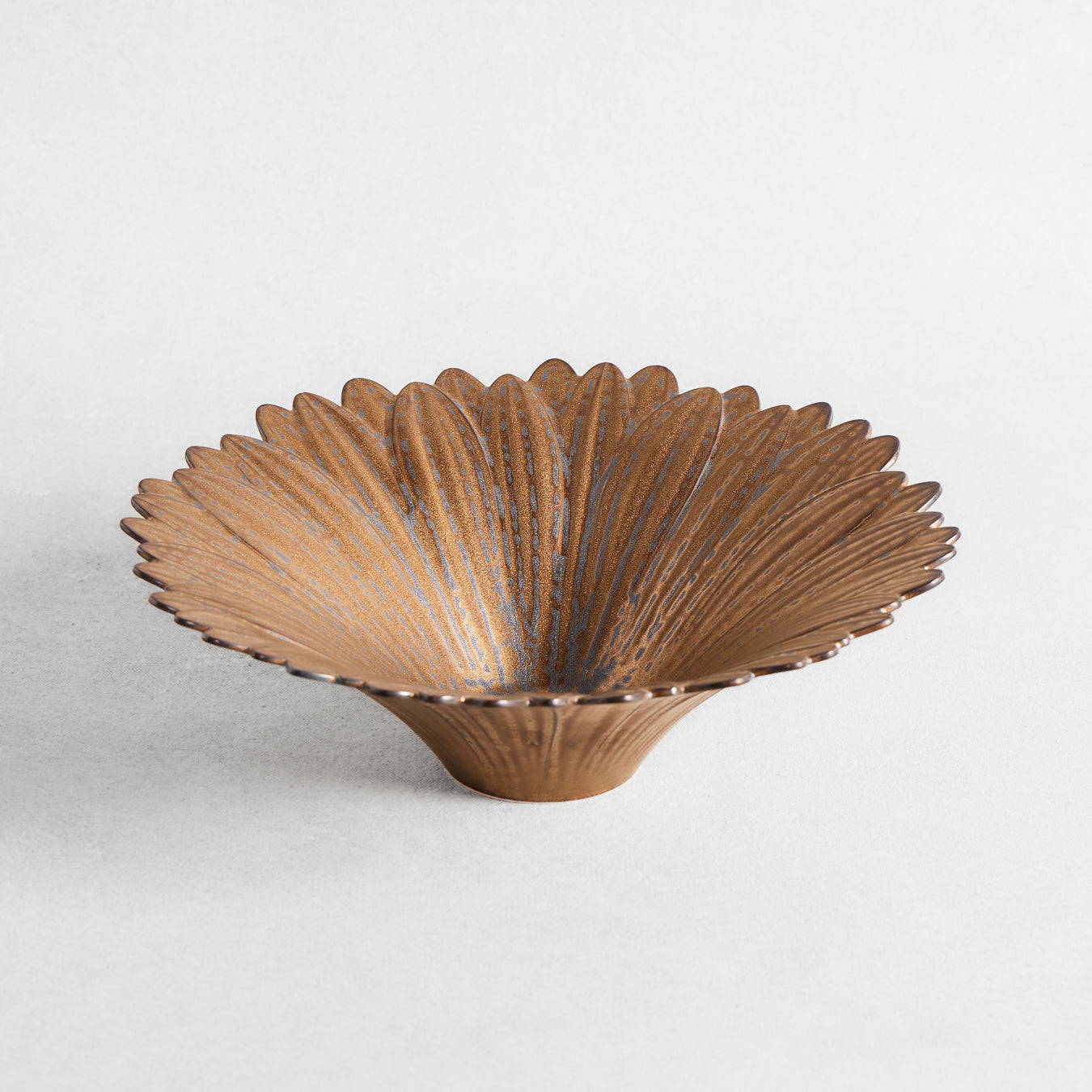 Golden Manganese Gerbera Bowl