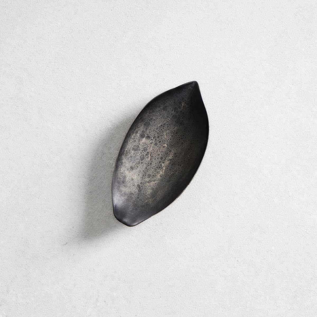 Moon Surface Small Leaf Plate