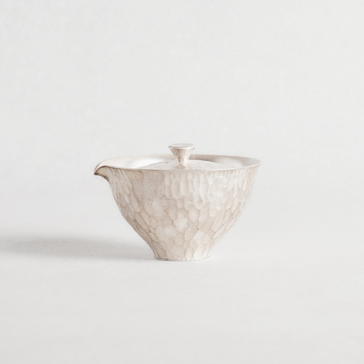 Silver Tsuchime Fuchisori Hobin and Tea Cup