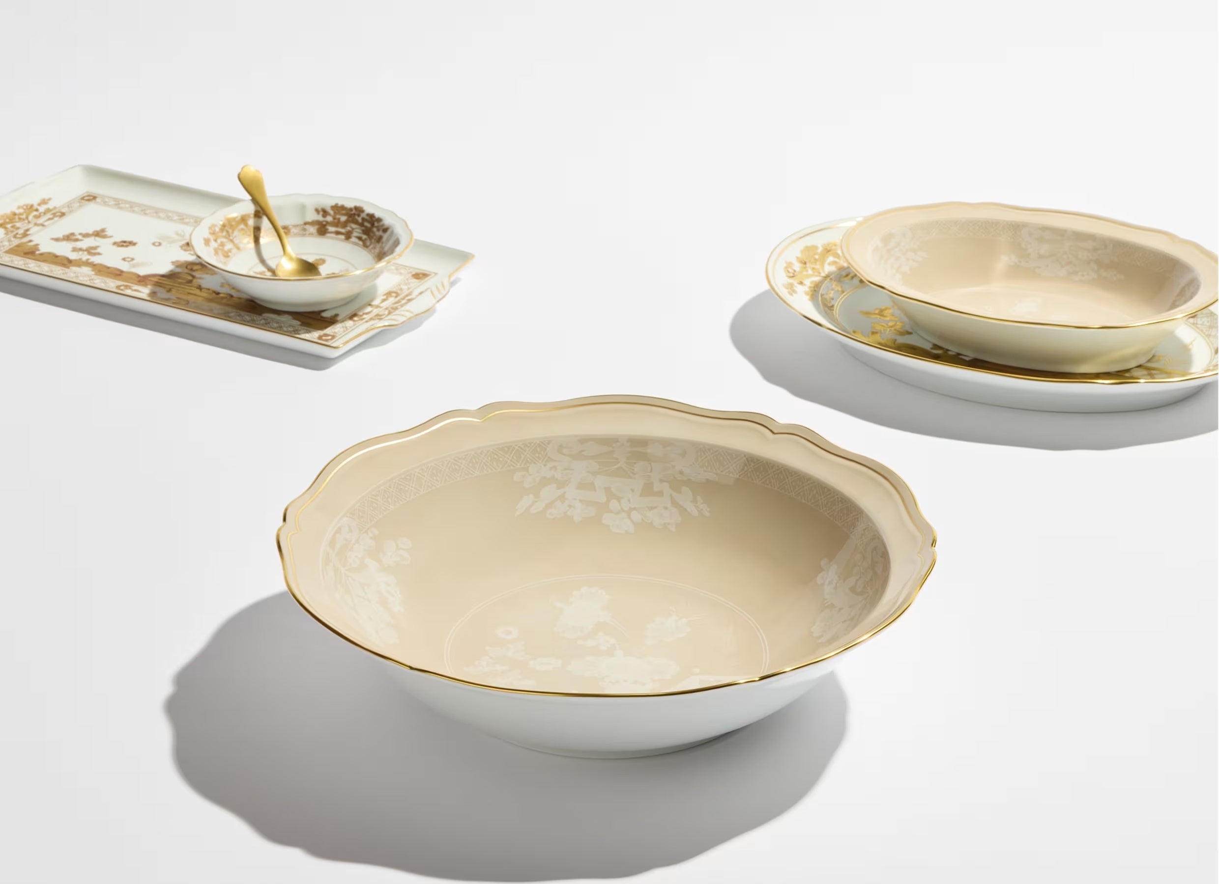Oriente Italiano Meringa Serving Bowl