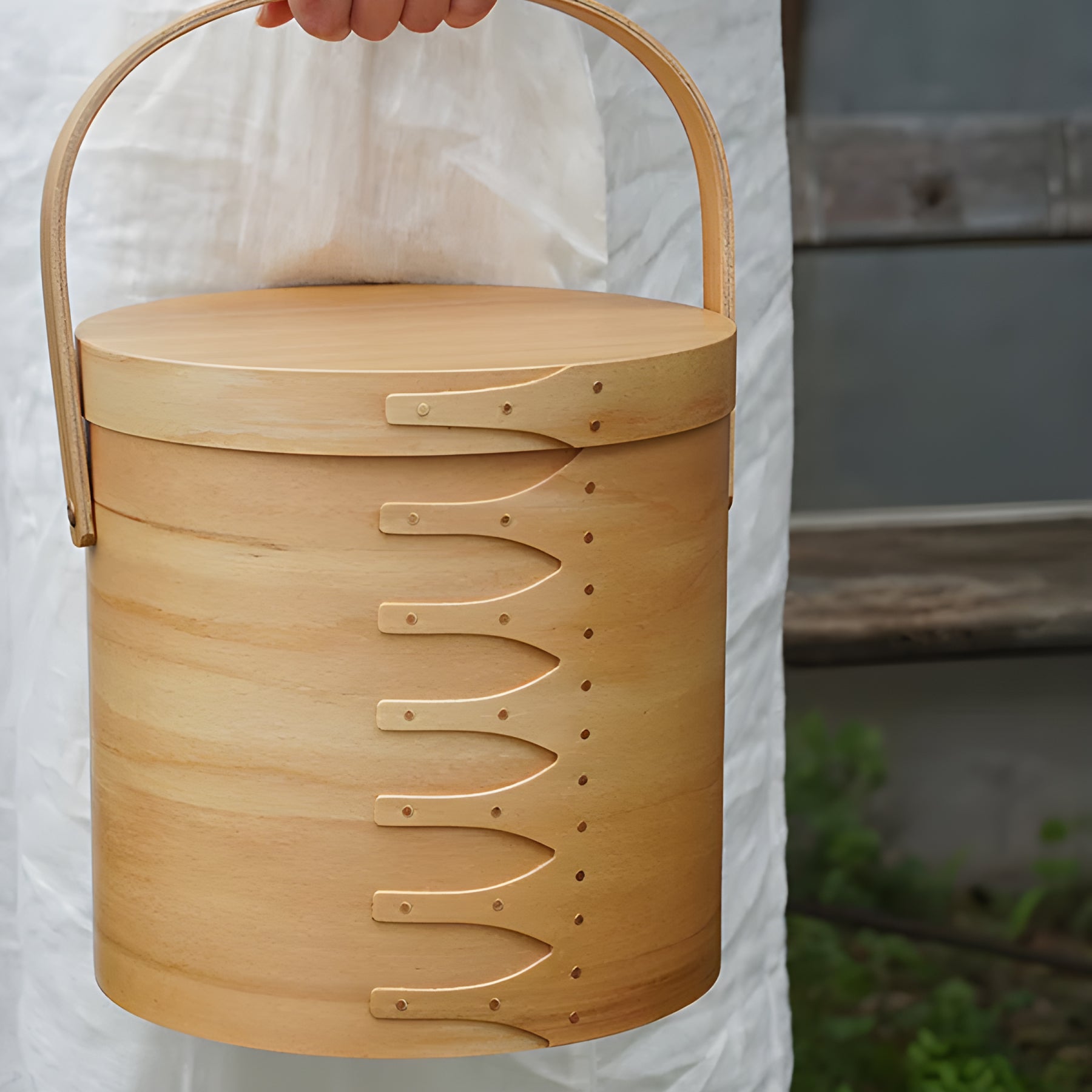 Shaker Round Handle Box Light Brown - L