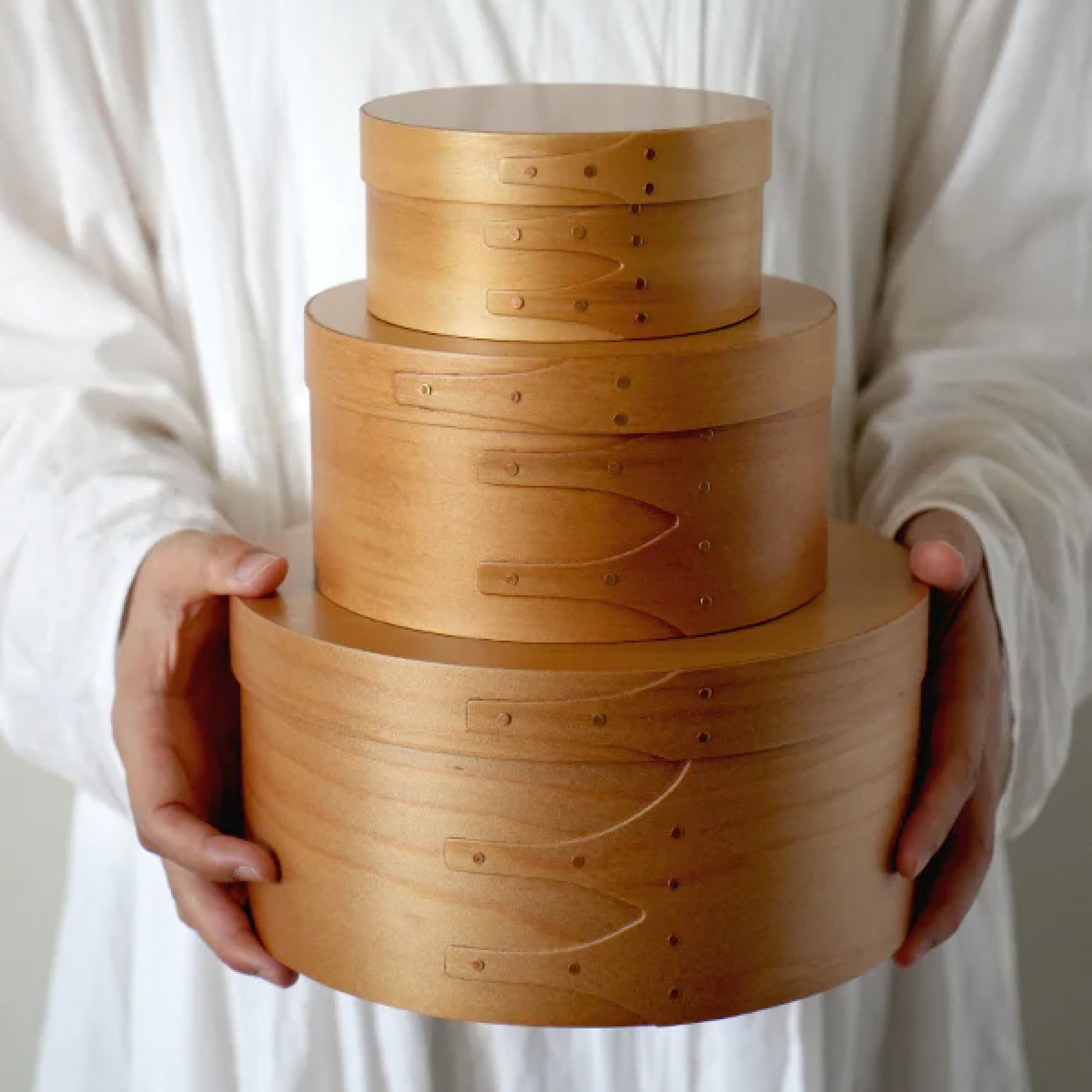 Shaker Round Box Light Brown - XS