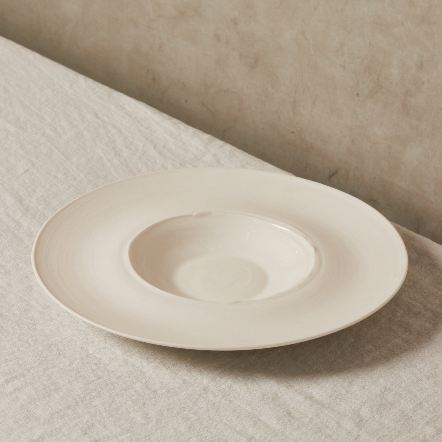 White Memorial Dinnerware Collection