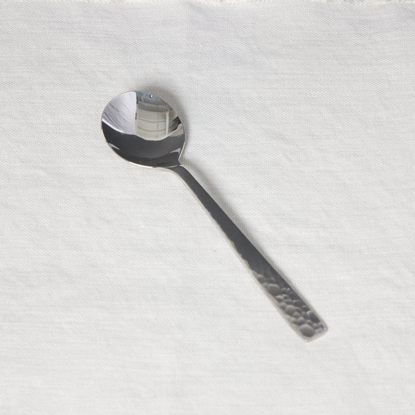 Yuen Dinner Spoon Silver