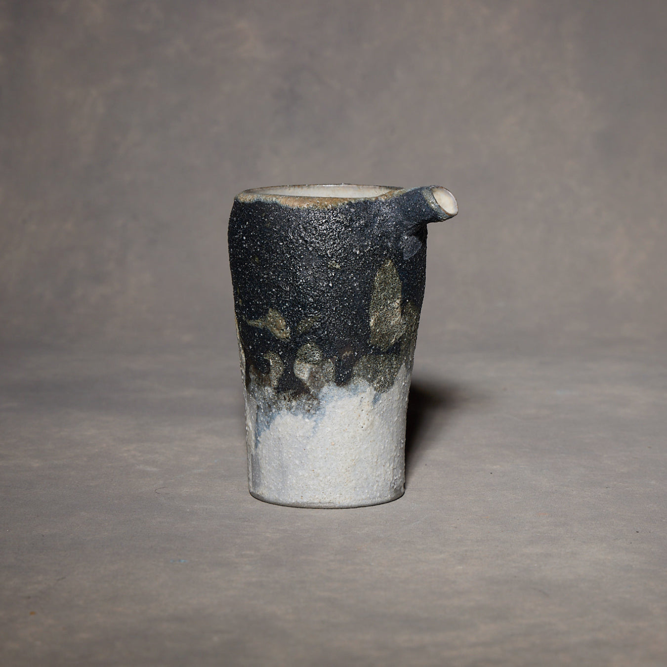 Yuko Ikeda Black & White Katakuchi