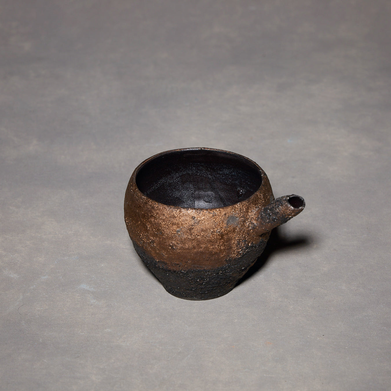 Yuko Ikeda Bronze Round Katakuchi