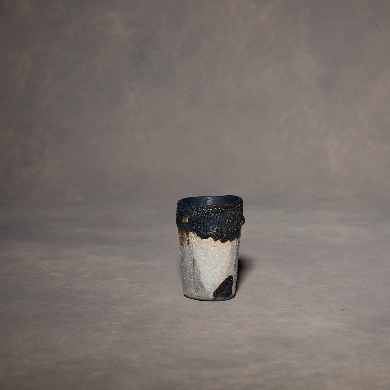 Yuko Ikeda Black & White Small Cup 01