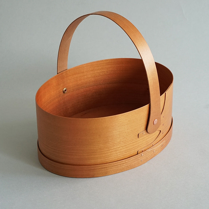 Shaker Swing Handle Box