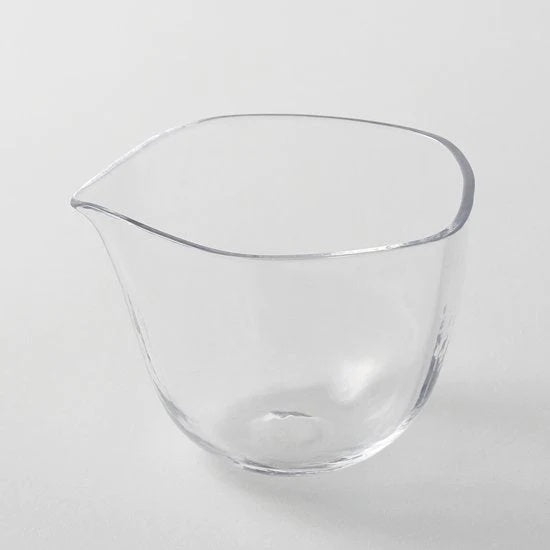 Brume Sake Container