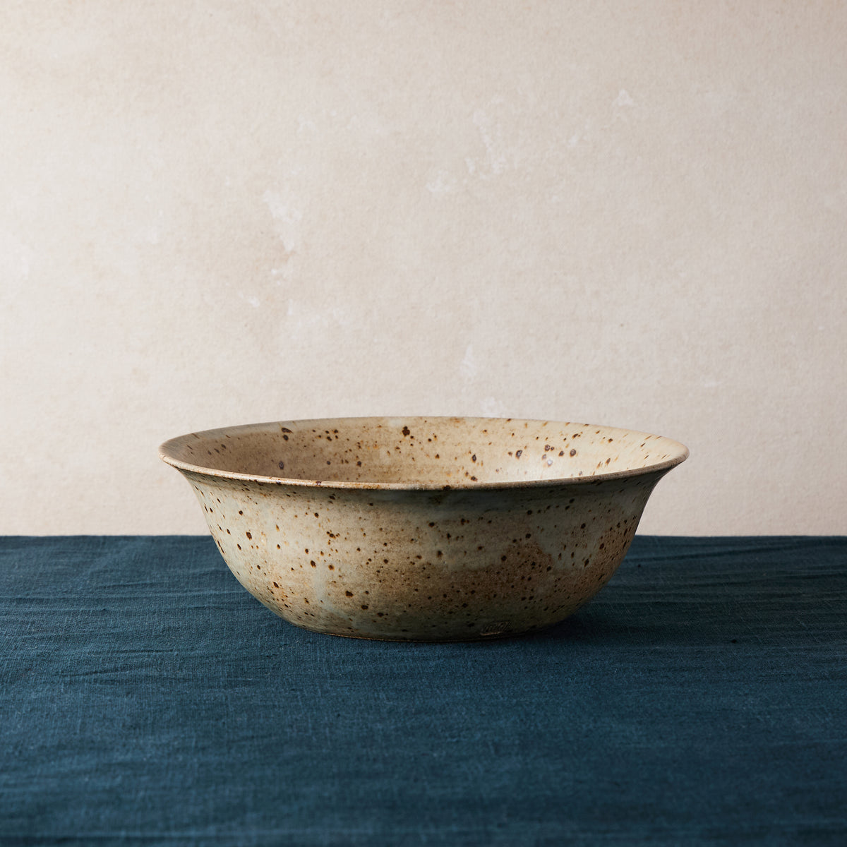 Asamono Shallow Bowl - Speckle 02