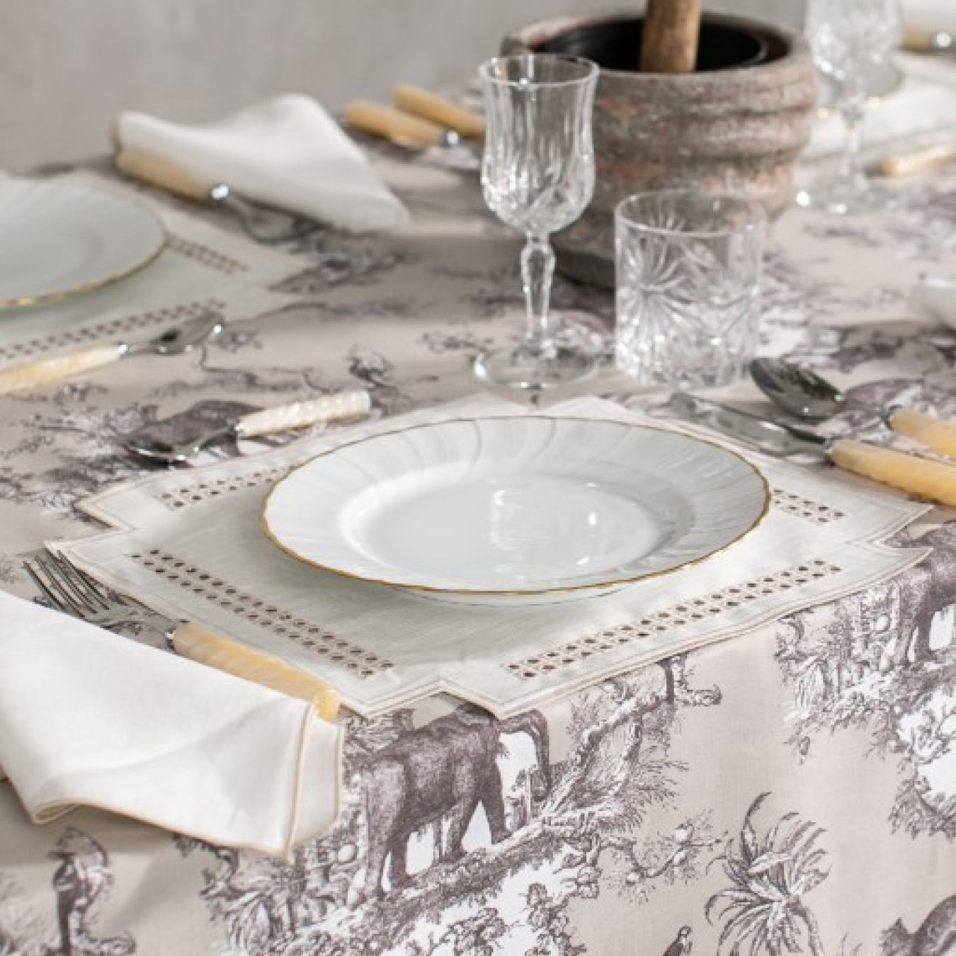Erica Square Linen Placemat - Avorio/Mastice