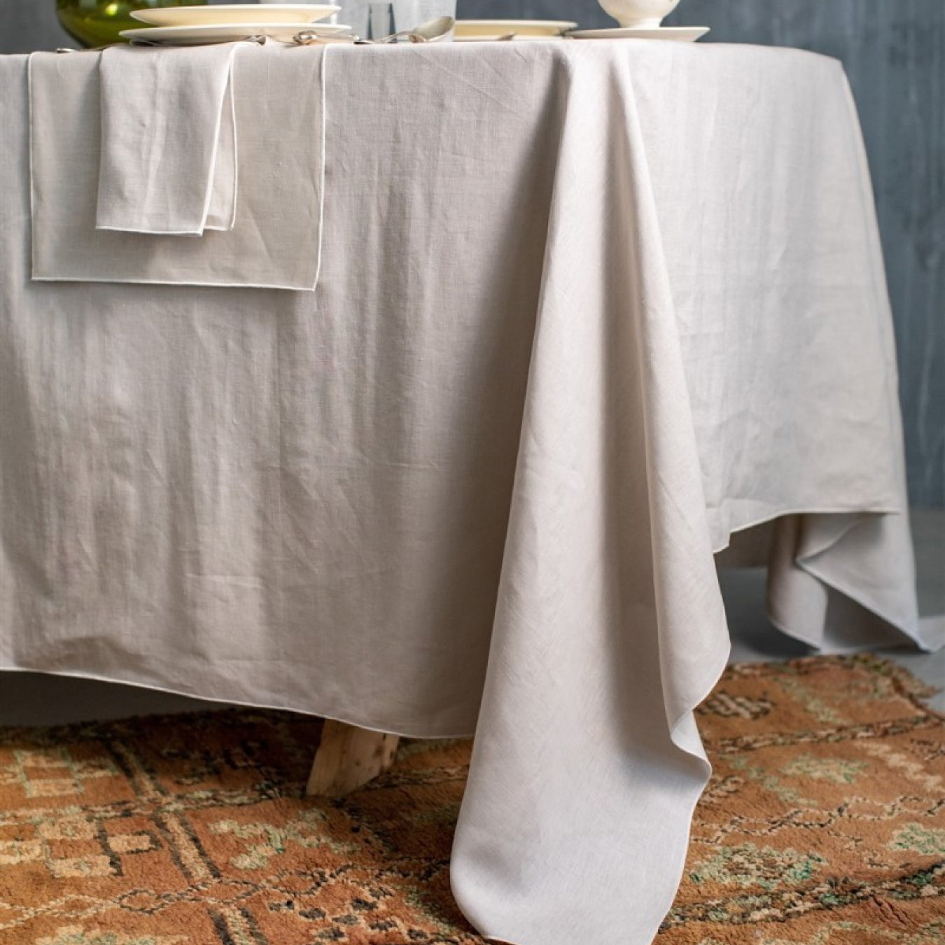 Filo Linen Tablecloth - Mastice/Avorio
