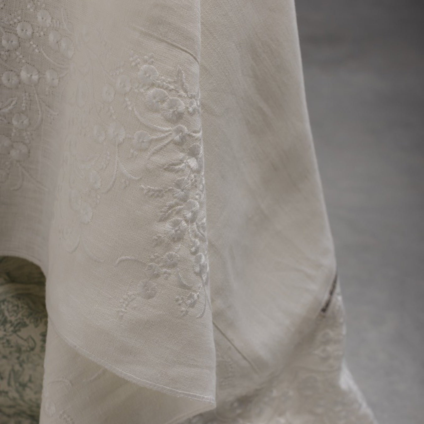 Venaria Linen Tablecloth - Avorio/Avorio