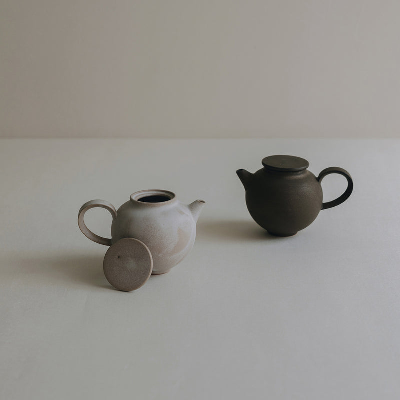 Circular Teapot | Stone Beige