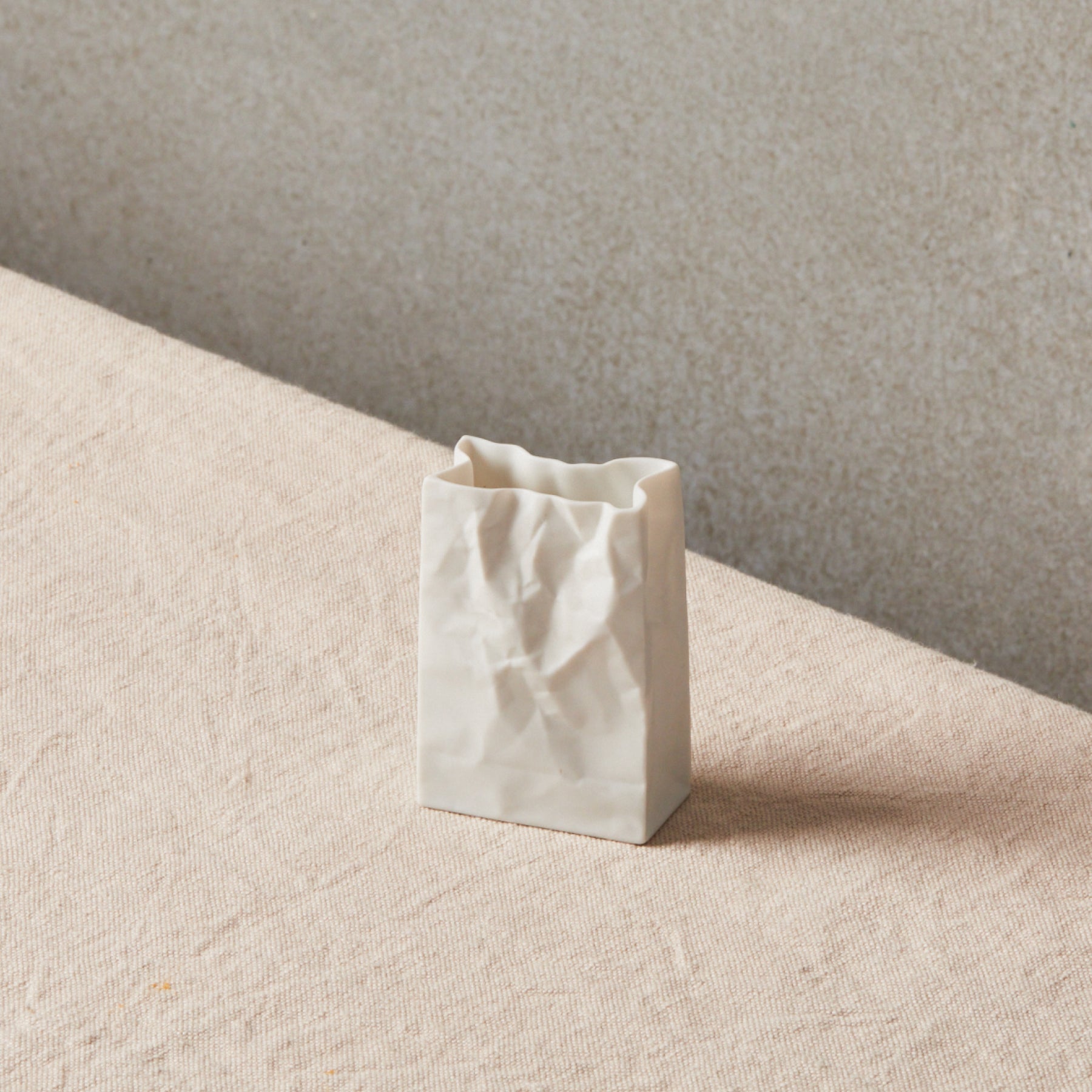 Crinkle Paper Bag Vase S