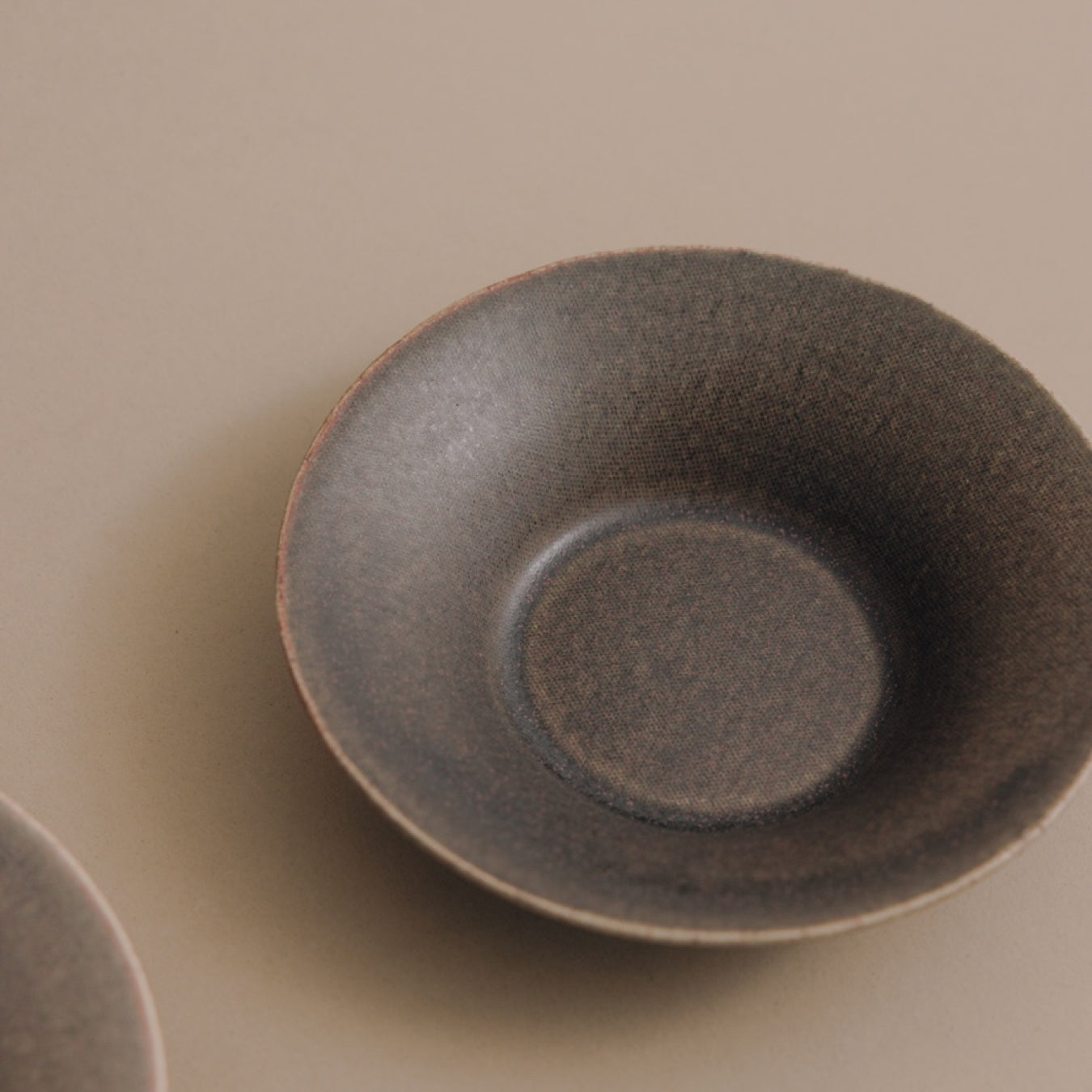 Forma Dish Plate