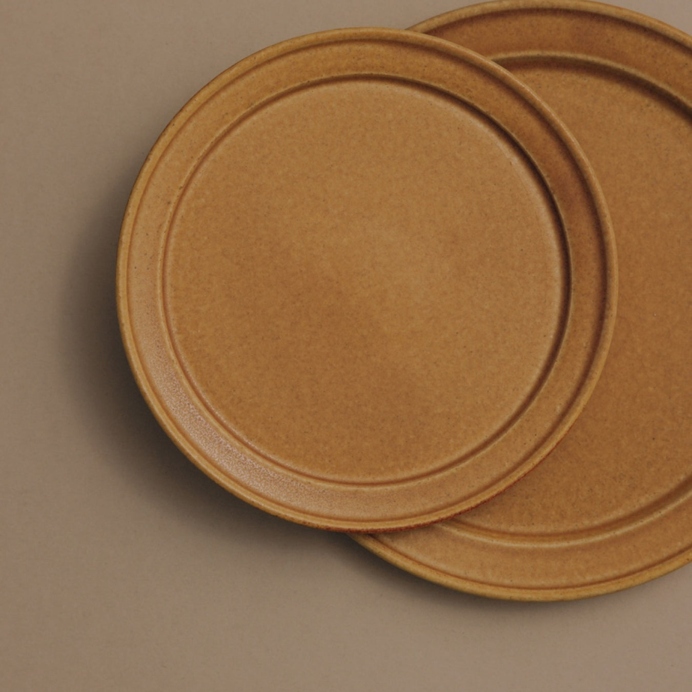 Forma Narrow Rim Plate M