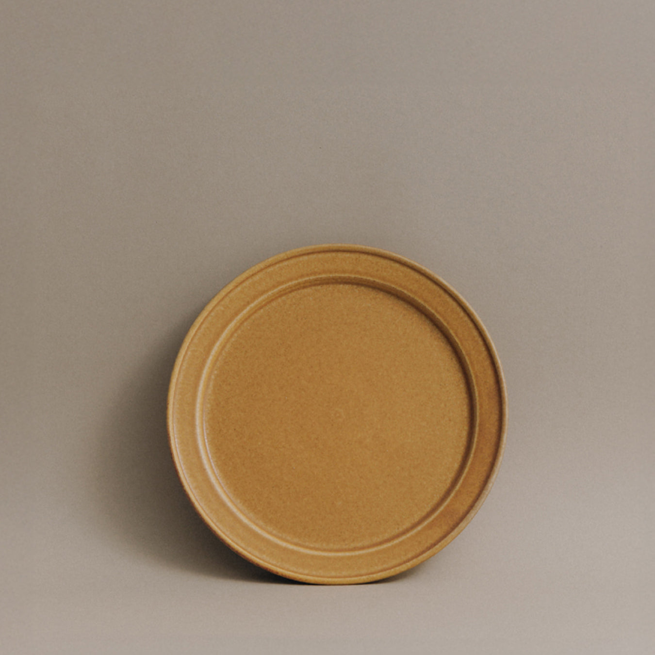 Forma Narrow Rim Plate M