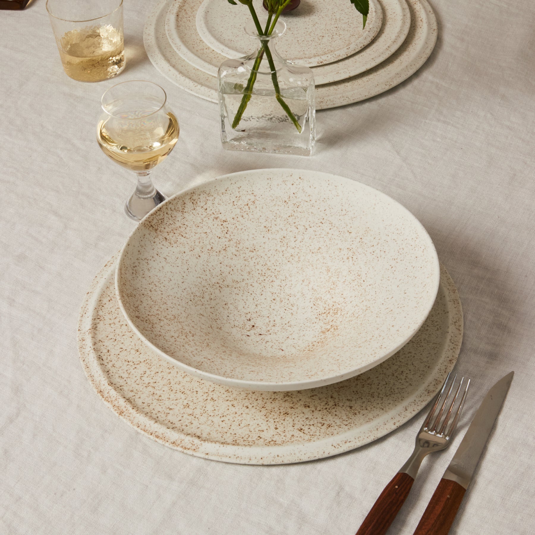 Texture Dinnerware Set B (8-Piece)