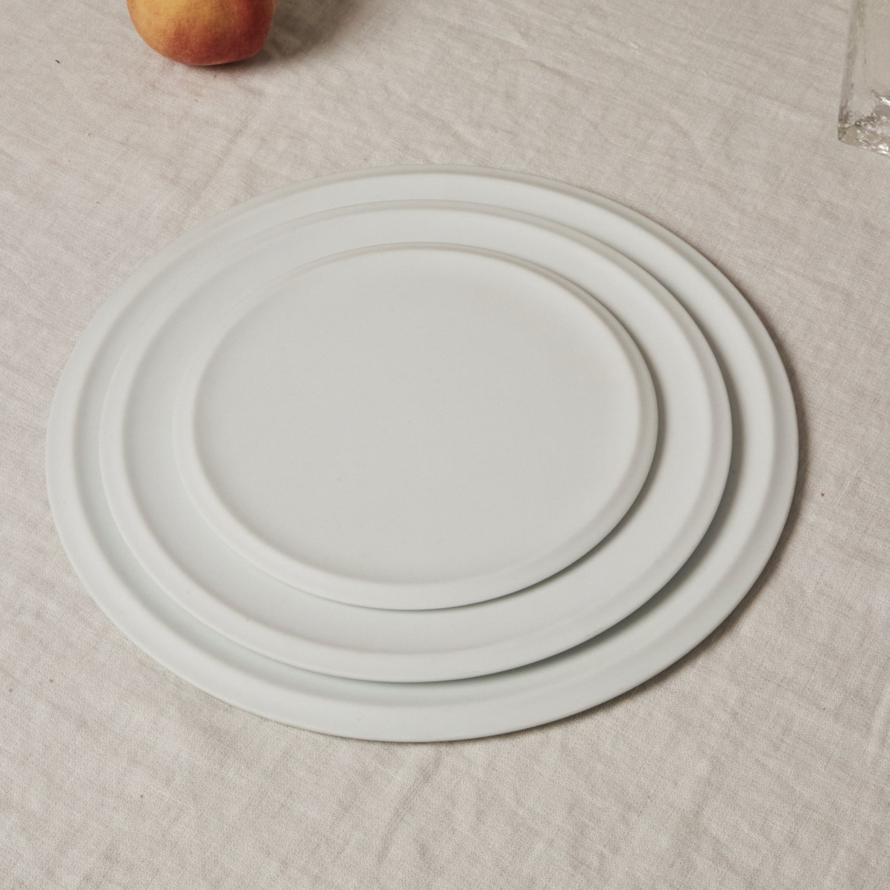 Flat Rim Plate - Matte White