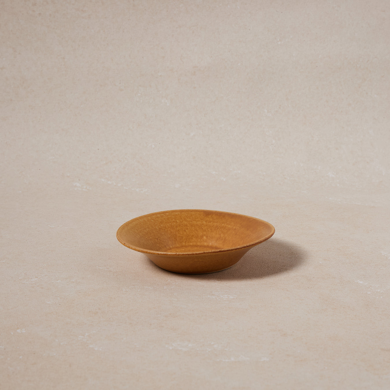 Forma Dish Plate