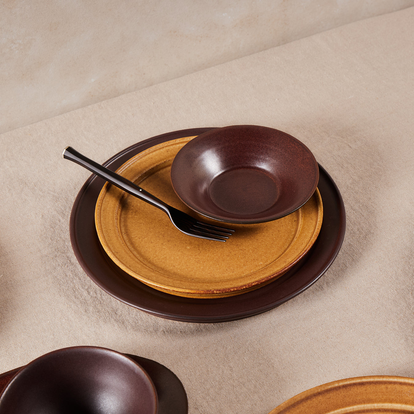 Forma Narrow Rim Plate L