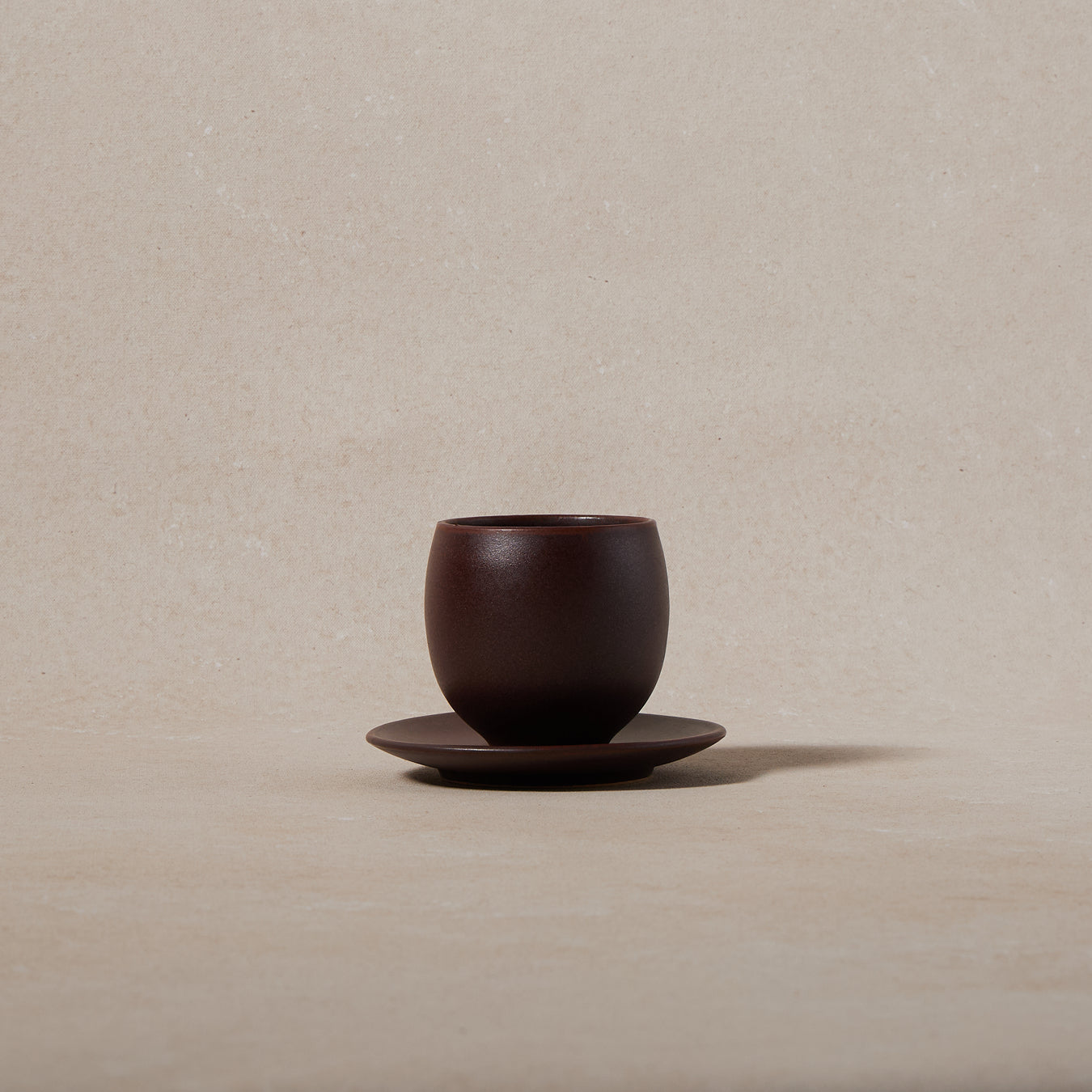 Forma U Cup & Saucer