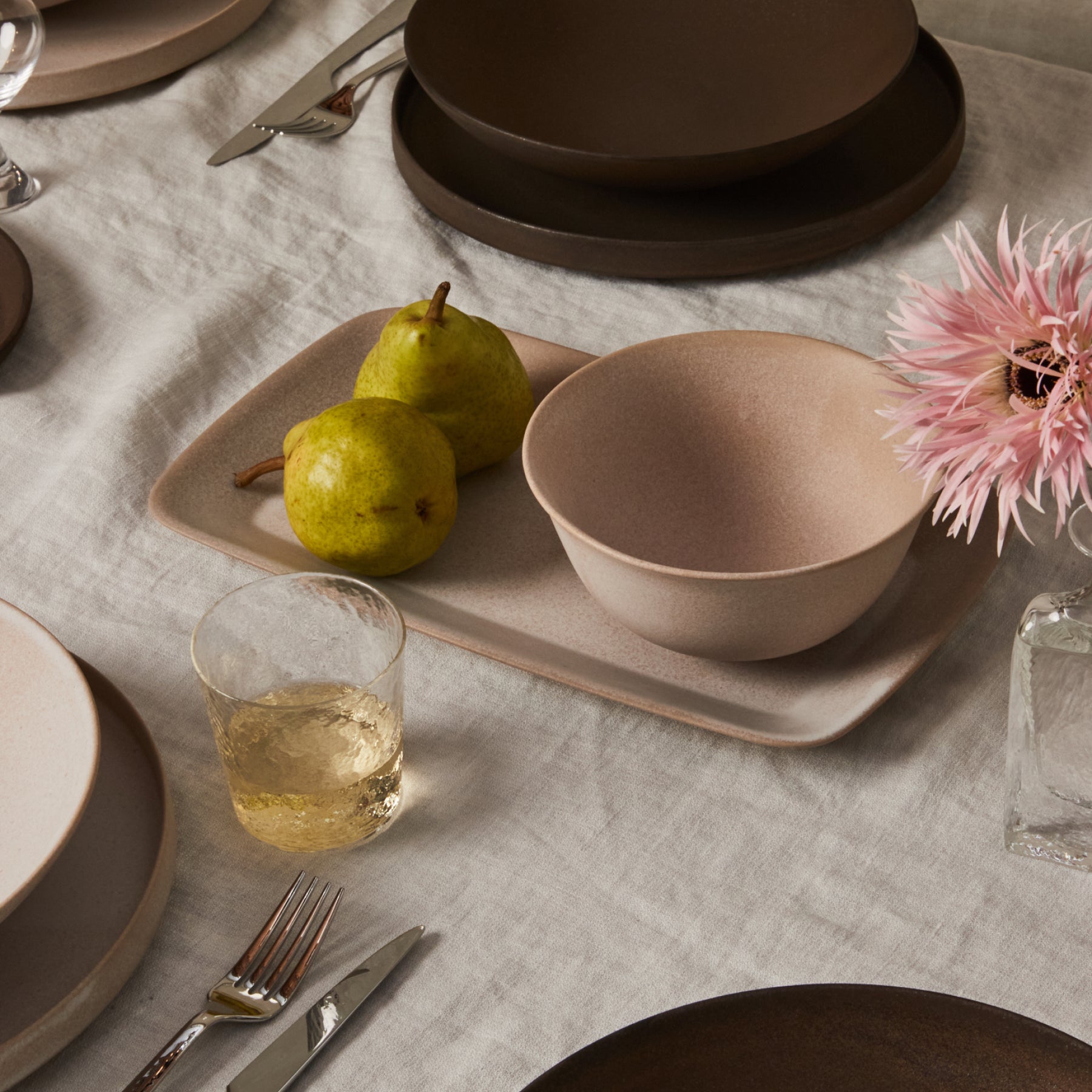 Patina Dinnerware Set A (8-Piece)